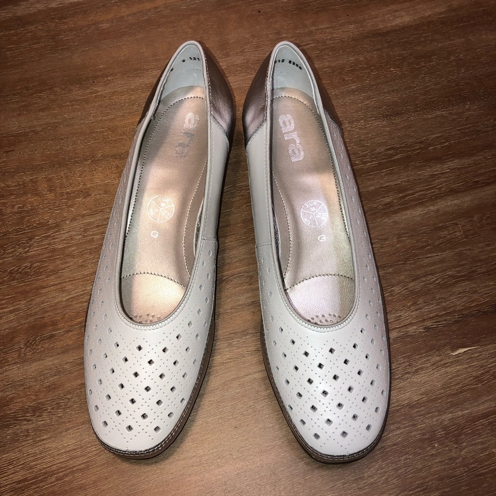 Ara Flats